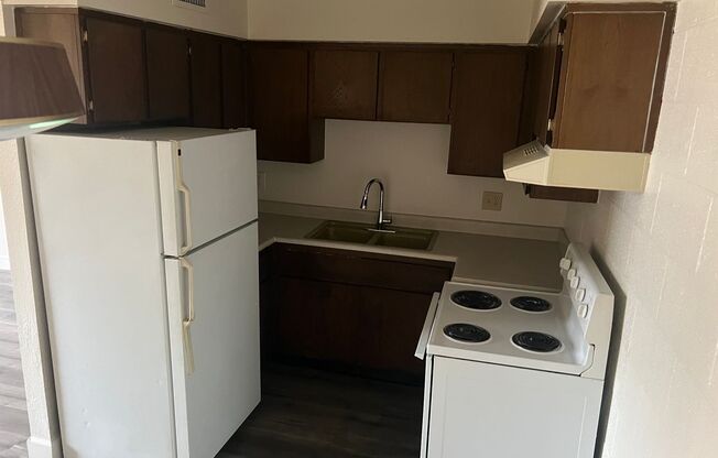 2 Bedroom 1 Bath In Central Las Vegas