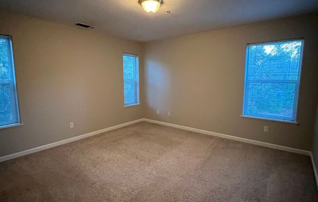 3 beds, 2 baths, 1,200 sqft, $2,250, Unit 101