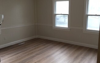 281 BCH ST