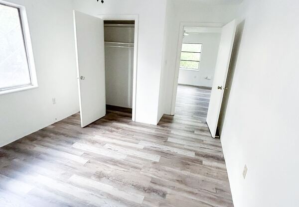 1032 West Jefferson Street -