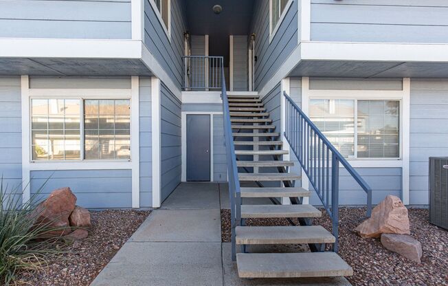 2nd floor unit in gated community with pool/spa/tennis