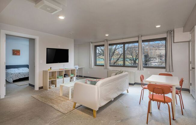 2 beds, 2 baths, 886 sqft, $1,793, Unit 604