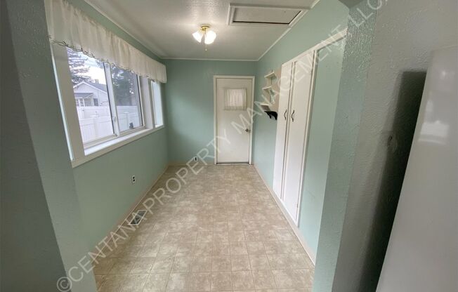 2 beds, 1 bath, $1,500