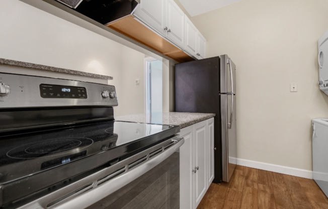 2104 18th St NW