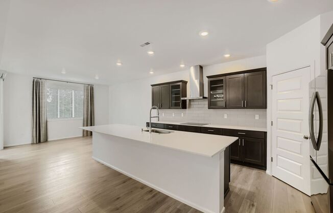 Stunning 4bed/2.5bath Corner Lot Home Near Downtown Monroe!