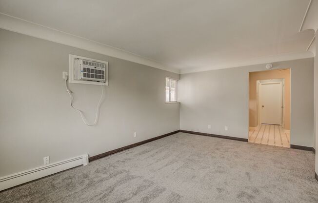 1 bed, 1 bath, $745