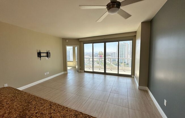 1 bed, 1.5 baths, $2,350, Unit #2505