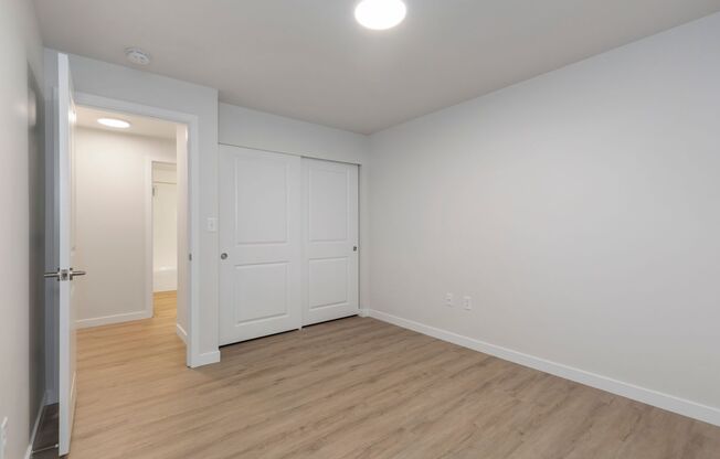 2 beds, 1 bath, 875 sqft, $2,195, Unit 14