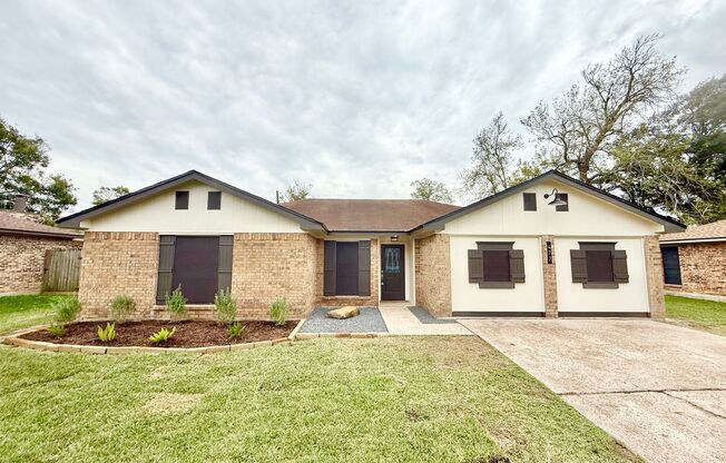 Beautiful and Spacious 4/2 Home in Richwood