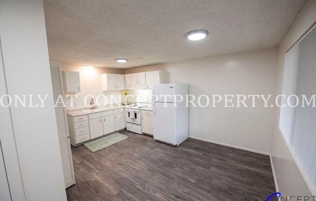 2 beds, 1 bath, 935 sqft, $1,249, Unit 28