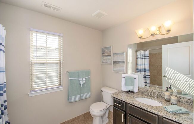 2 beds, 2 baths, 1,324 sqft, $1,945, Unit 2207