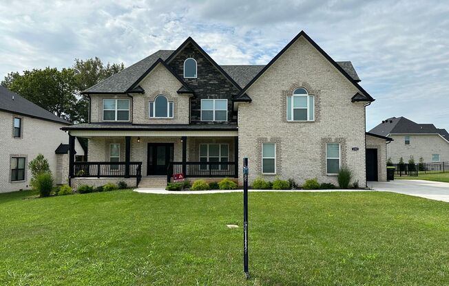 3100 SF Dog Friendly 5 Bedroom Home for Rent!