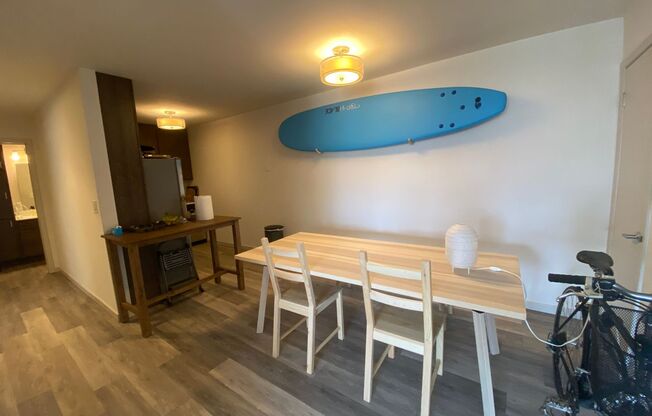 2 beds, 1 bath, $1,395, Unit 321