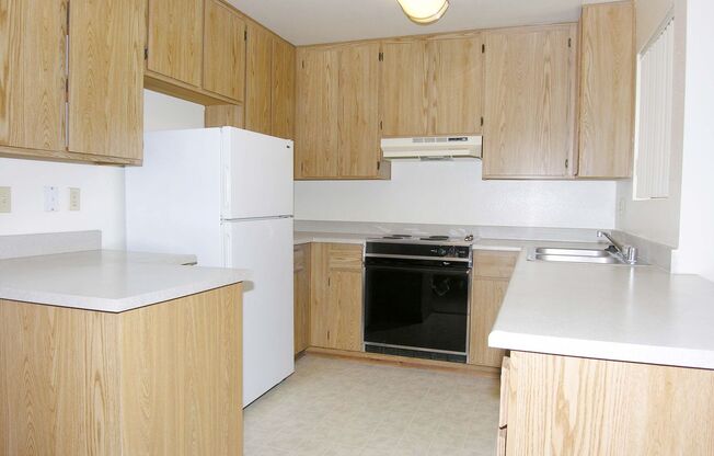 2 beds, 2 baths, 950 sqft, $2,512, Unit 198