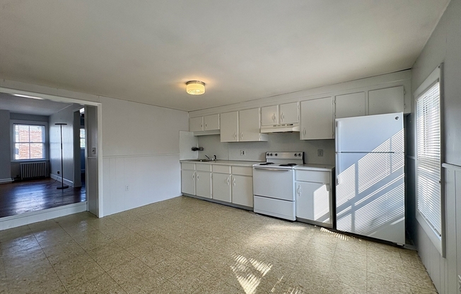 158 ADAMS ST