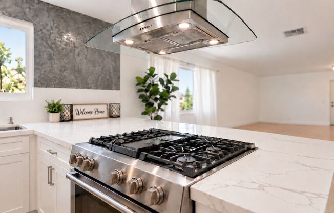 MOVE-IN READY 2 Bed+2 Bath Unit at 604 E Orange Grove Ave