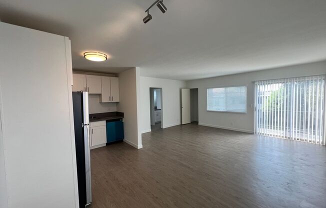 2 beds, 2 baths, 987 sqft, $3,025, Unit U