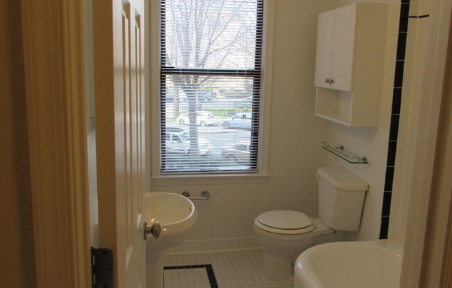 Studio, 1 bath, 460 sqft, $2,095, Unit H316