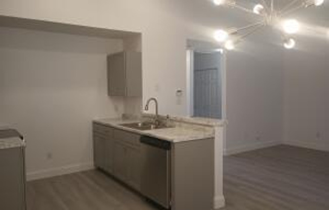 2 beds, 2 baths, $1,650