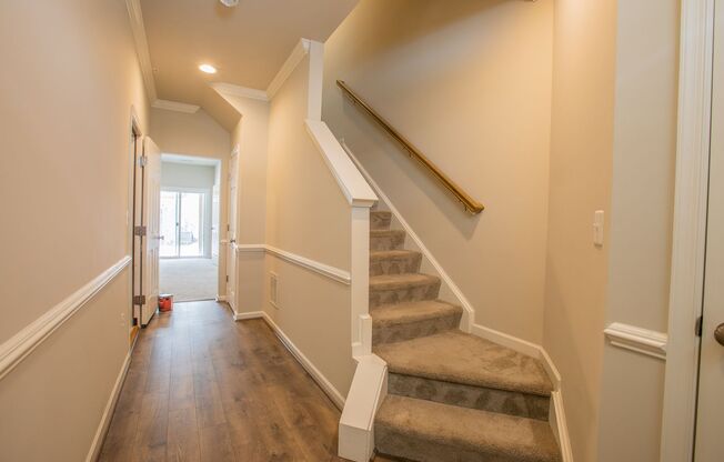 Amazing 3 BR/2 Full BA & 2 Half BA Townhome in Glen Burnie!