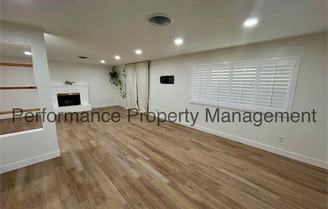 Cozy 3 Bed/2 Bath Home in SW Bakersfield w/ RBP & Security Deposit Alternative Option