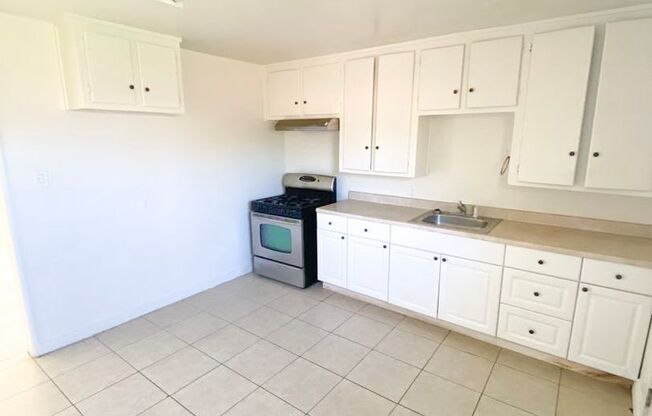 3905 Huron Street - 2BD/1BA Newly Renovated Home - Available Now!