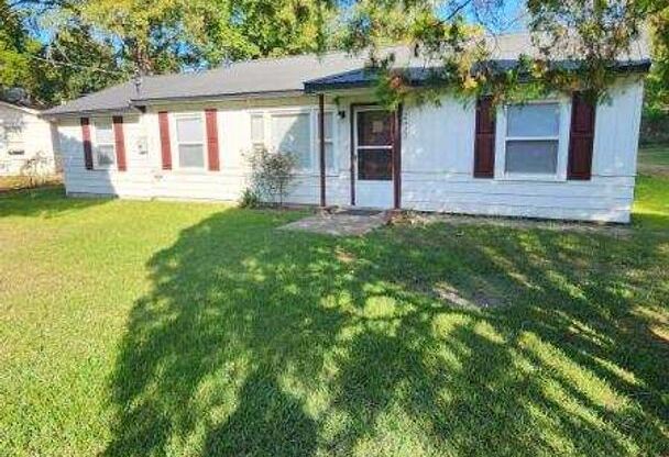 4 Bedroom House - located off Lumpkin Road