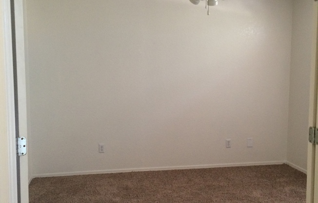 3 beds, 2 baths, $2,000