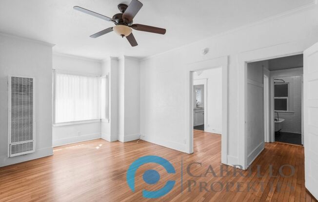 Casa Blanca Apartments