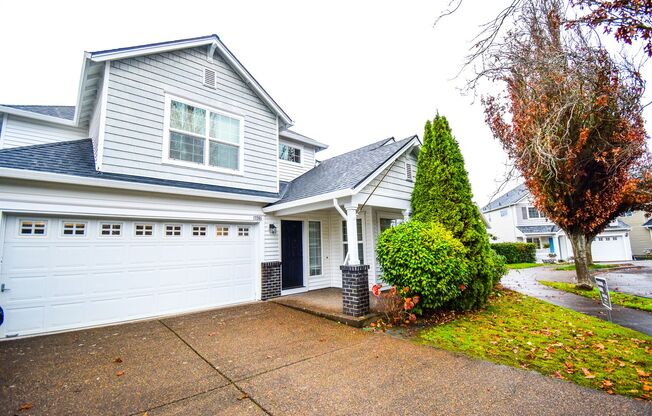 4 beds, 2.5 baths, $3,295