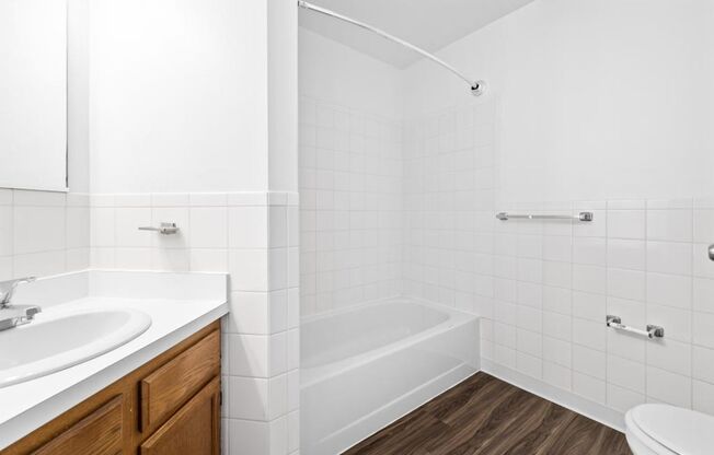 2 beds, 2 baths, 872 sqft, $1,250, Unit MSA-A3