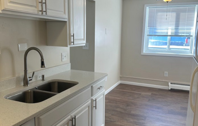 1 bed, 1 bath, 650 sqft, $1,265, Unit 1650-9