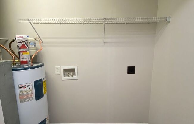 2 beds, 2 baths, 1,131 sqft, $1,425, Unit 2772-6