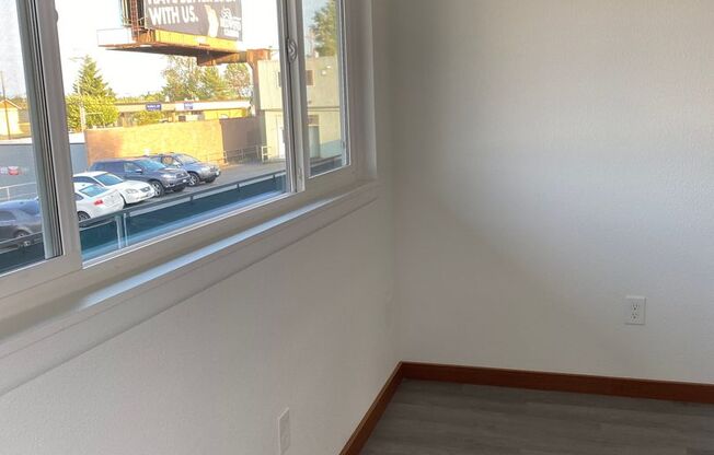 Studio, 1 bath, 378 sqft, $1,280