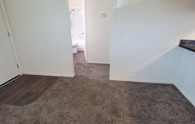 1 bed, 1 bath, 605 sqft, $1,550