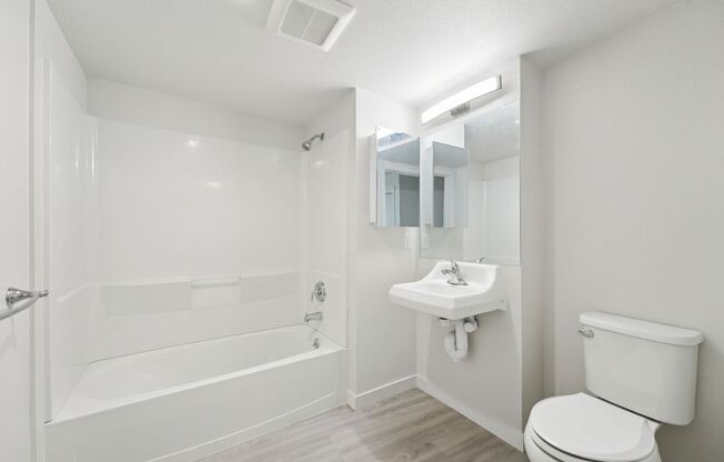 2 beds, 2 baths, 853 sqft, $3,750, Unit 407