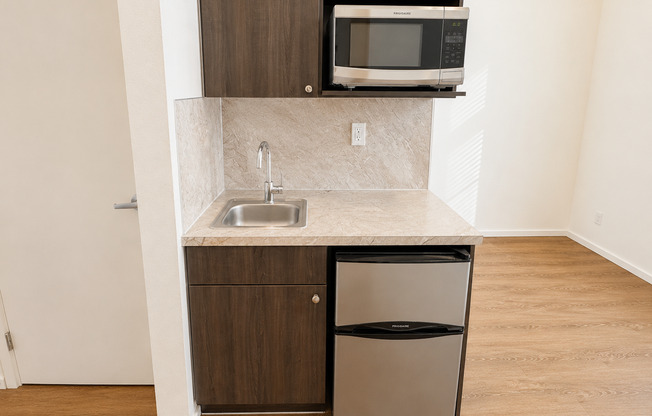 Studio, 1 bath, 190 sqft, $1,545, Unit 507