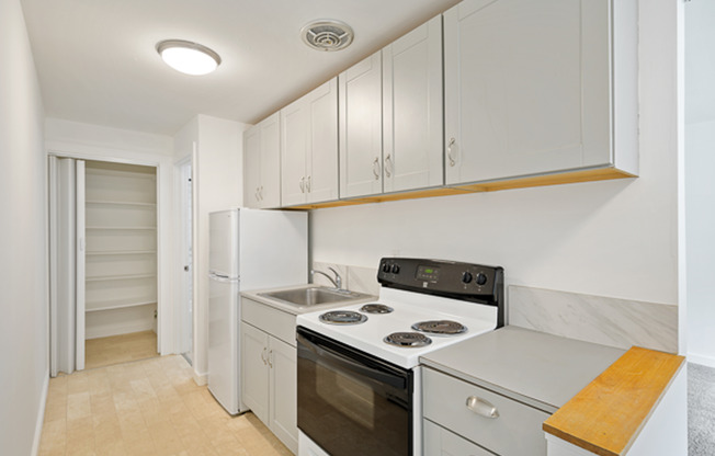 CAS Cascade Apartments