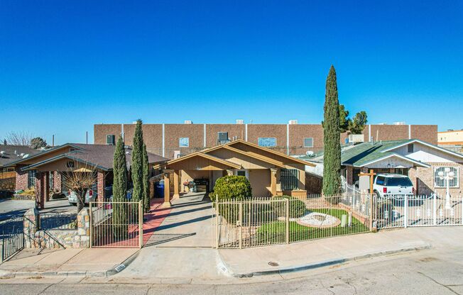 Beautiful home with 3 beds and 1.5 baths