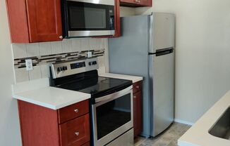 2 beds, 1 bath, 930 sqft, $1,650, Unit 6