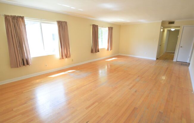 Charming 3-Bedroom Home with Huge Fenced Yard Near Downtown & Hourglass District!