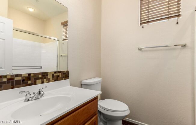 3 beds, 3 baths, 1,641 sqft, $2,150, Unit 1013