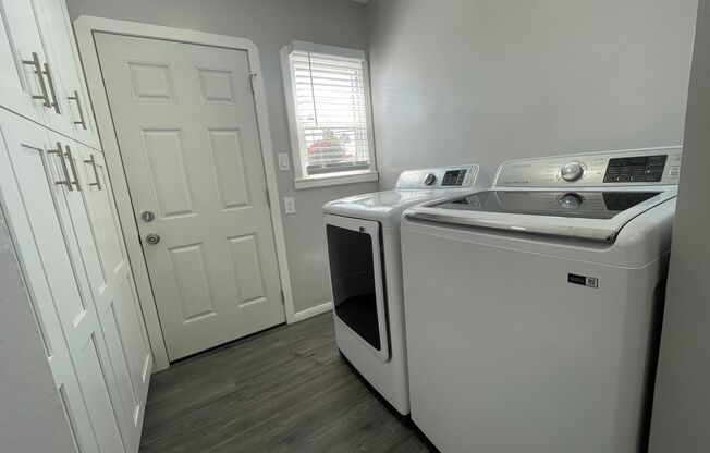 2 beds, 1 bath, $2,450