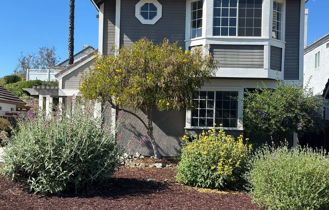 Beautifully Renovated Craftsman  4 Bed/2.5 Bath Home in Murrieta