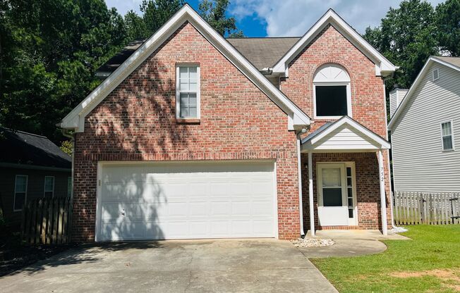 Great location! Lawncare/water is included, 3 bed, 2.5 bath, newly renovated, large kitchen, partially fenced yard, private patio!