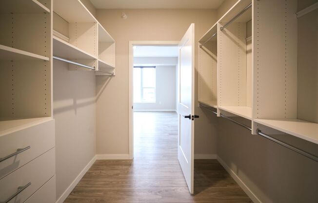 2 beds, 2 baths, 1,186 sqft, $2,700, Unit 508