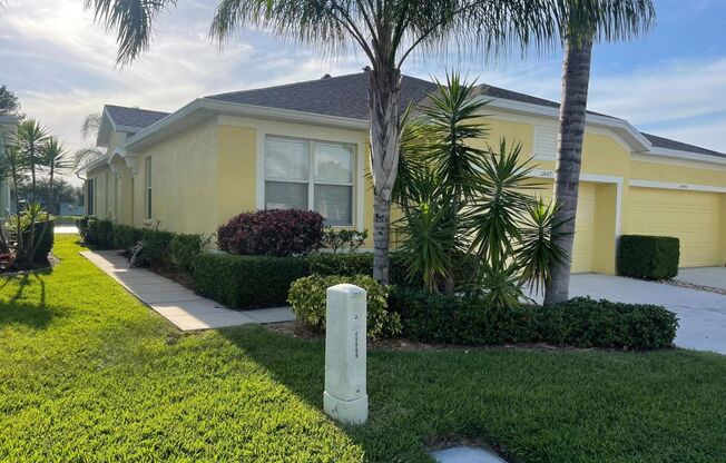 Fully Furnished Townhouse with Water View in Riverview