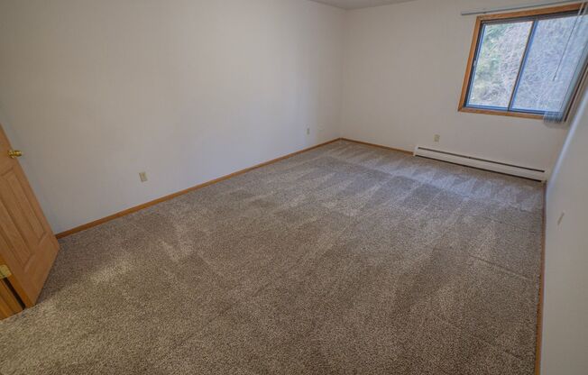 2 beds, 2 baths, 890 sqft, $910, Unit 2571-209