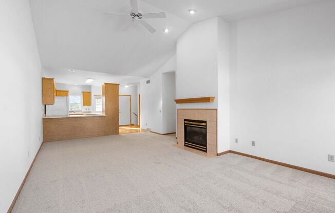 6083 6098 VIROQUA DR