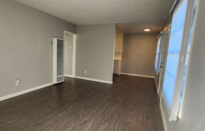 1 bed, 1 bath, 650 sqft, $1,595, Unit 2751-5